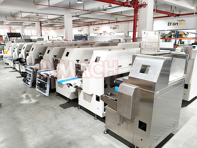 Wenzhou Ruiyuan Machinery Heat shrink packaging machine